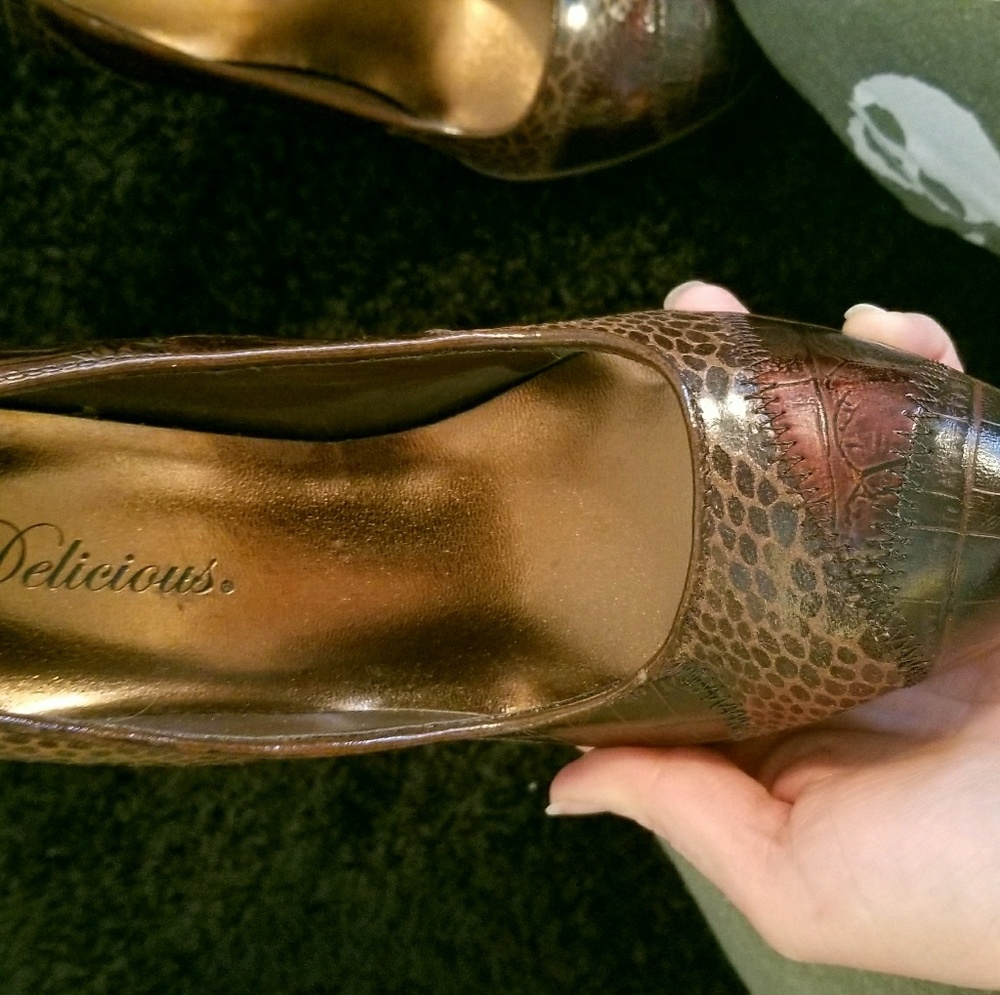 Multi pattern heels - Picture 4 of 4